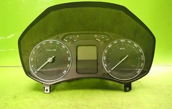 Skoda Octavia Mk2 (1Z) Speedometer (instrument cluster) 1Z0920812D