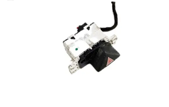 Ford Mondeo Mk III Hazard light switch 2M5T13A350AA