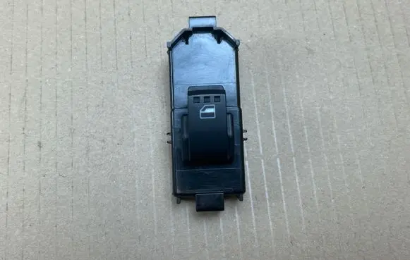 Subaru Justy Electric window control switch 192752