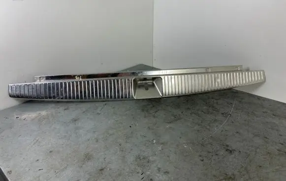 Mercedes-Benz E W212 Trunk/boot sill cover protection A2126900027