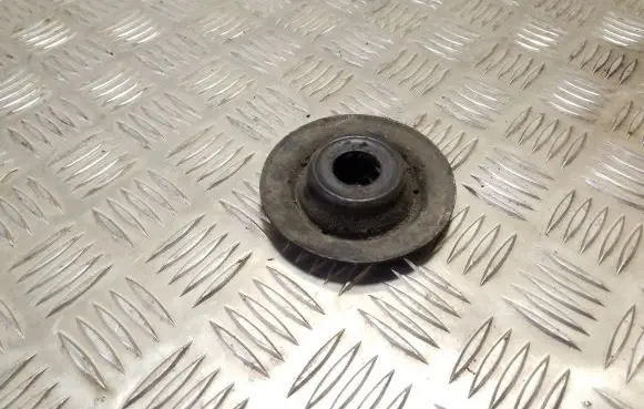 Volkswagen Golf IV Coil spring mount 