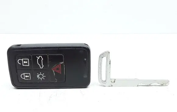 Volvo V40 Ignition key/card 30659607