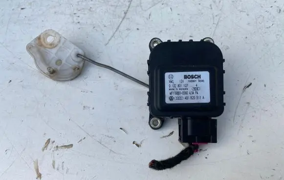Audi A6 Allroad C5 Air flap motor/actuator 0132801127 4B1820511A