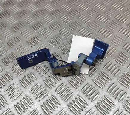 BMW X1 F48 F49 Rear door hinge set 7246062 7246064