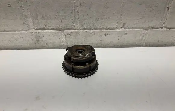 BMW 3 E92 E93 Camshaft pulley/ VANOS 7540348