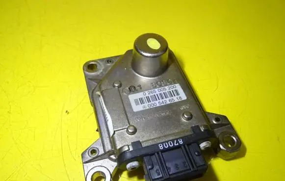 Mercedes-Benz E W210 ESP (stability system) control unit 0005426518 0265005200