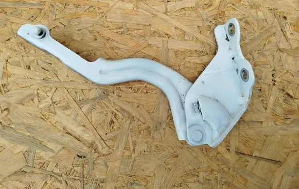 Hyundai Kona II Engine bonnet/hood hinges