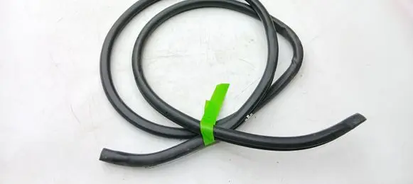 Lexus IS 220D-250-350 Trunk rubber seal (body)