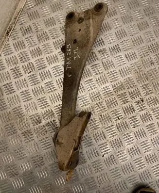 Toyota RAV 4 (XA30) Rear control arm