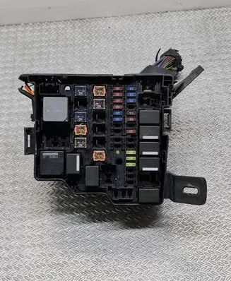 Ford Fiesta Fuse box set 8V5114B144BA 8V51