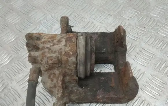 Volvo S40, V40 Front brake caliper