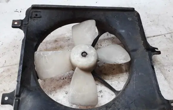 Mazda 626 Radiator cooling fan shroud 0227504406 022750-4406