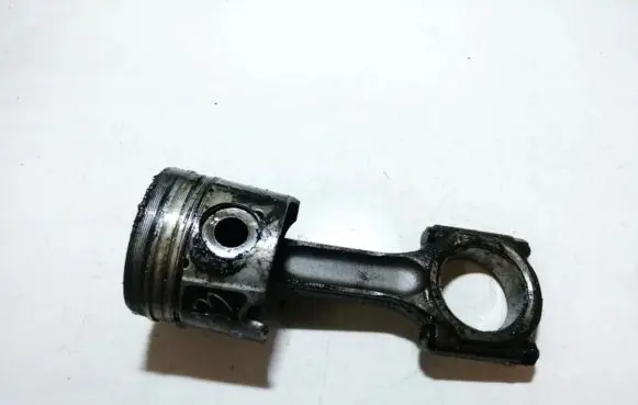 Citroen Xantia Piston with connecting rod