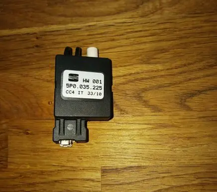 Seat Altea XL Aerial antenna amplifier 5P0035225