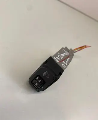 Mitsubishi Outlander Headlight level height control switch