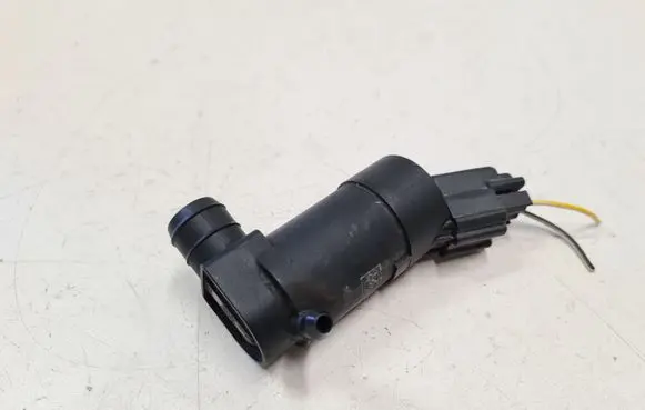Volvo S80 Windscreen/windshield washer pump