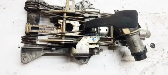Audi A4 S4 B7 8E 8H Steering wheel axle