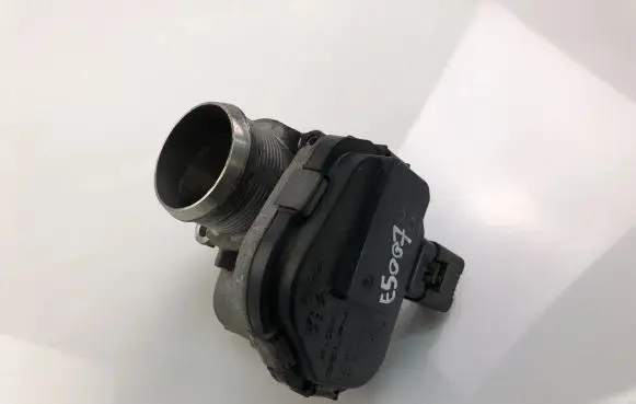 Peugeot 5008 Throttle valve 9673534480