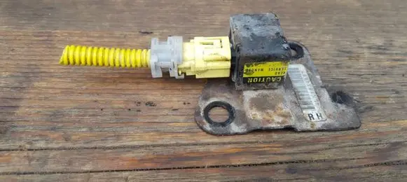 Subaru Legacy Airbag deployment crash/impact sensor 98231AE000