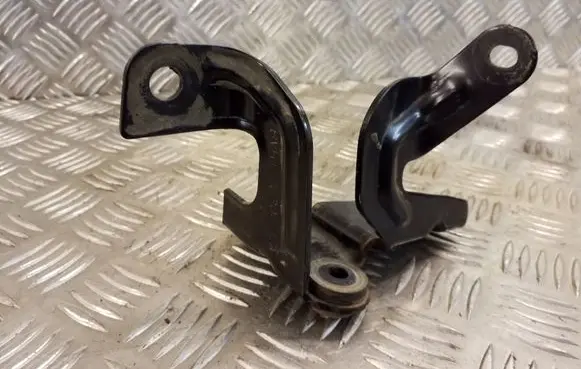 Ford B-MAX ABS pump bracket 8V512C304EA