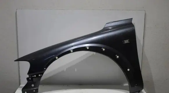 Volvo XC70 Fender