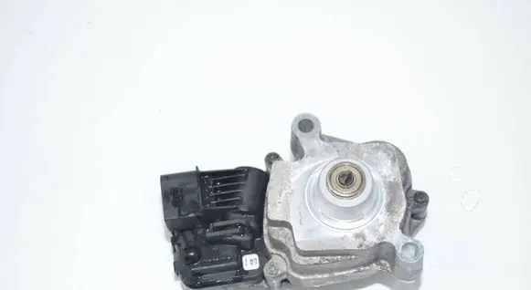 BMW 5 F10 F11 Gearbox-reducer motor 7636181 27607636181