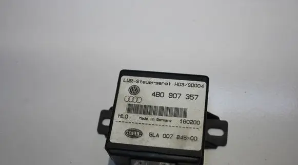 Audi A4 S4 B5 8D Light module LCM 4B0907357 5LA00784500