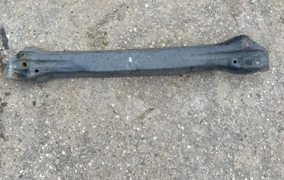 Mitsubishi Colt Front bumper cross member 5256A448