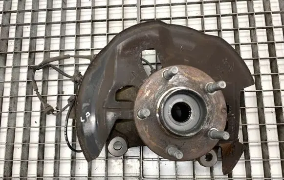 Mazda CX-3 Front wheel hub spindle knuckle 