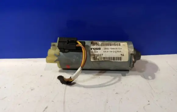 Jaguar S-Type Seat adjustment motor 0130002529