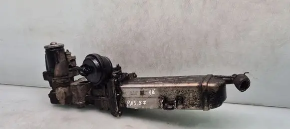 Volkswagen PASSAT B7 EGR valve cooler 03L131512C