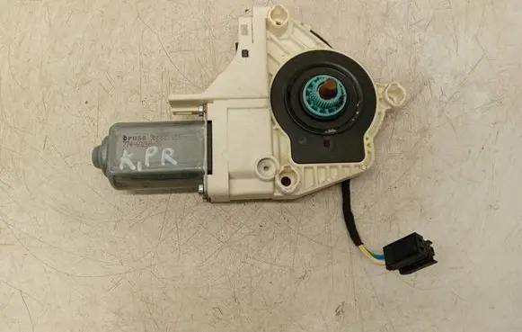 Audi A6 S6 C6 4F Front door window regulator motor 8K0959801A 10420240735