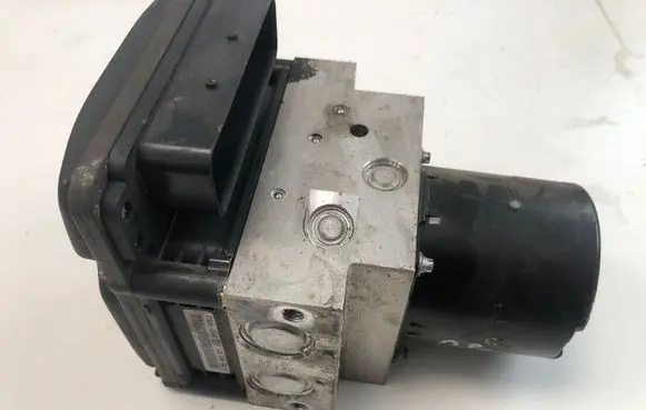BMW 5 E60 E61 ABS Pump 6783360 6783362