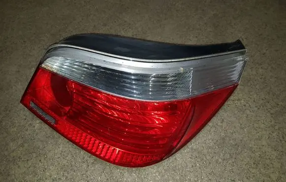 BMW 5 E60 E61 Rear/tail lights 6910768