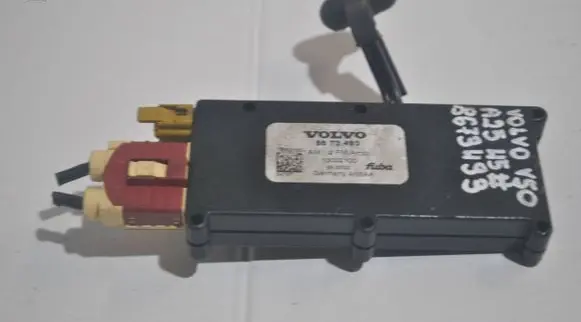Volvo V50 Antenna control unit 8673493 13002100