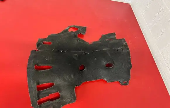 BMW X3 G01 Heat shield in engine bay 7649708