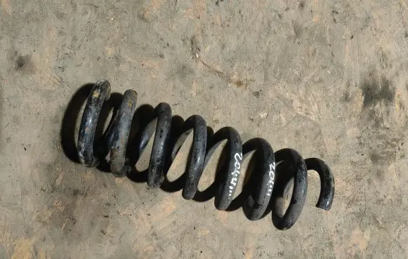 Mercedes-Benz C W204 Rear coil spring