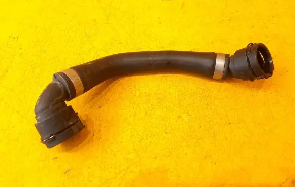Mercedes-Benz V Class W447 Engine coolant pipe/hose A4475014700