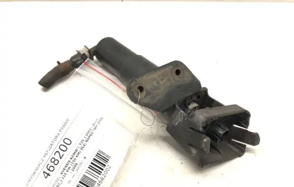 Toyota Avensis T250 Headlight washer spray nozzle 