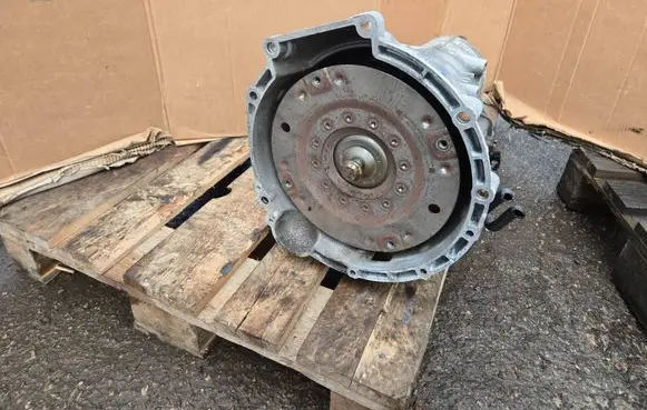 BMW 3 E90 E91 Automatic gearbox 7591971