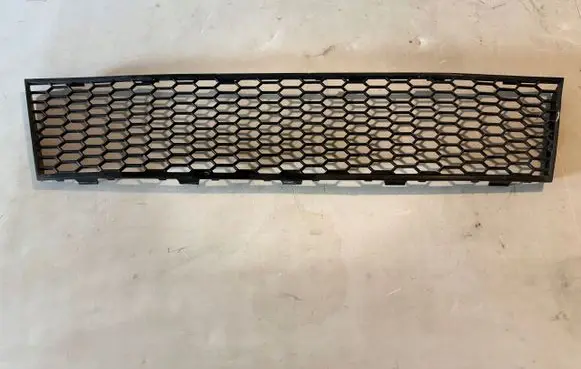 BMW 7 F01 F02 F03 F04 Front bumper lower grill 51117898167