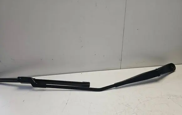 Volvo V60 Front wiper blade arm 30753505