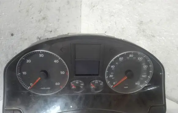 Volkswagen Jetta V Speedometer (instrument cluster) 1K0920963B VWZ7Z0F4599881