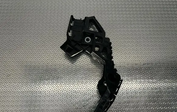 Volkswagen Golf VIII Front bumper mounting bracket 5H0807049D