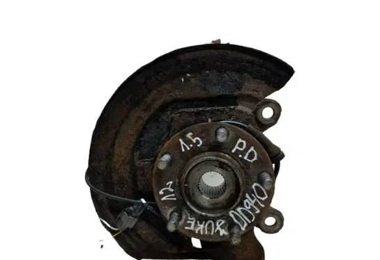 Nissan Juke I F15 Front wheel hub