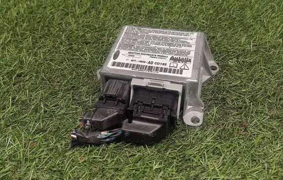 Ford Mondeo Mk III Airbag control unit/module 4S7T14B056AD 603951000