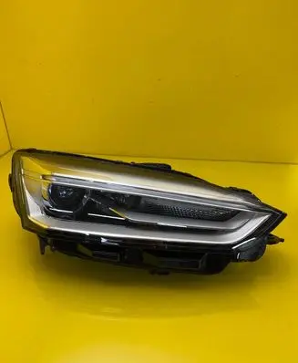 Audi A5 Headlight/headlamp 8W6941006C