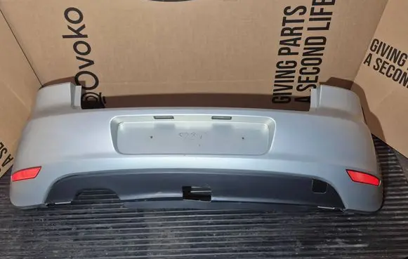 Volkswagen Golf VI Rear bumper 5K6807421