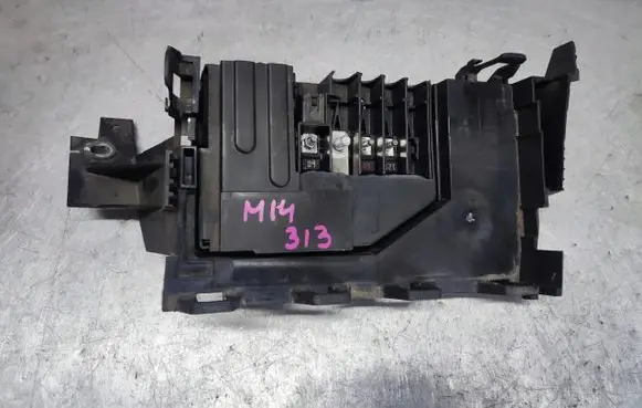 Ford Mondeo MK V Fuse box set DG9T-14A301-AD