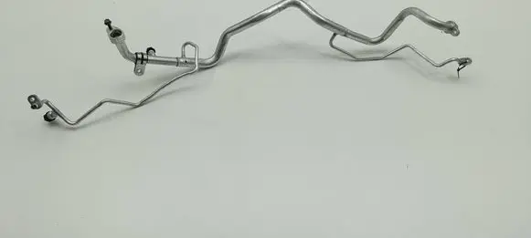 Renault Kadjar Air conditioning (A/C) pipe/hose 924409867R MR4462902360
